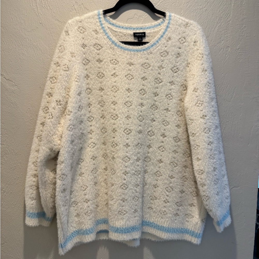 Torrid White and Blue Patterned Sweater